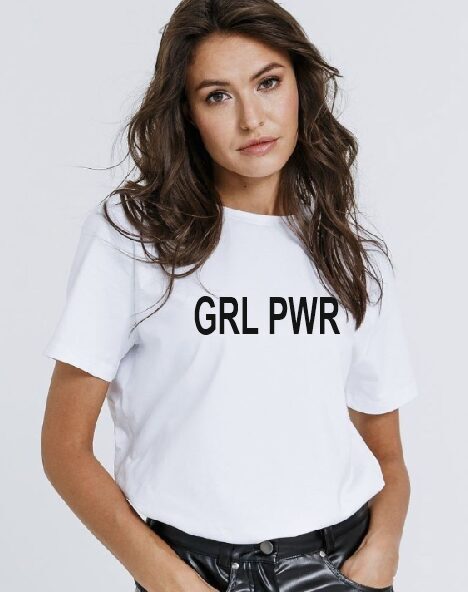 T-krekls " GRL PWR "