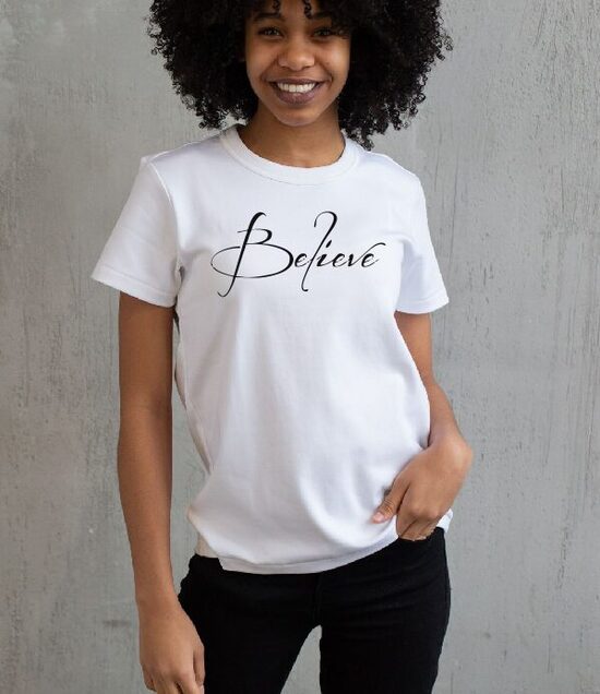 T-krekls " Believe "